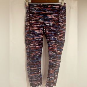 Lululemon Cropped Leggings Red, White & Blue - Size 6